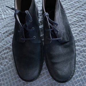 ANDREW MARC  men suede blue chukkas size 8.5